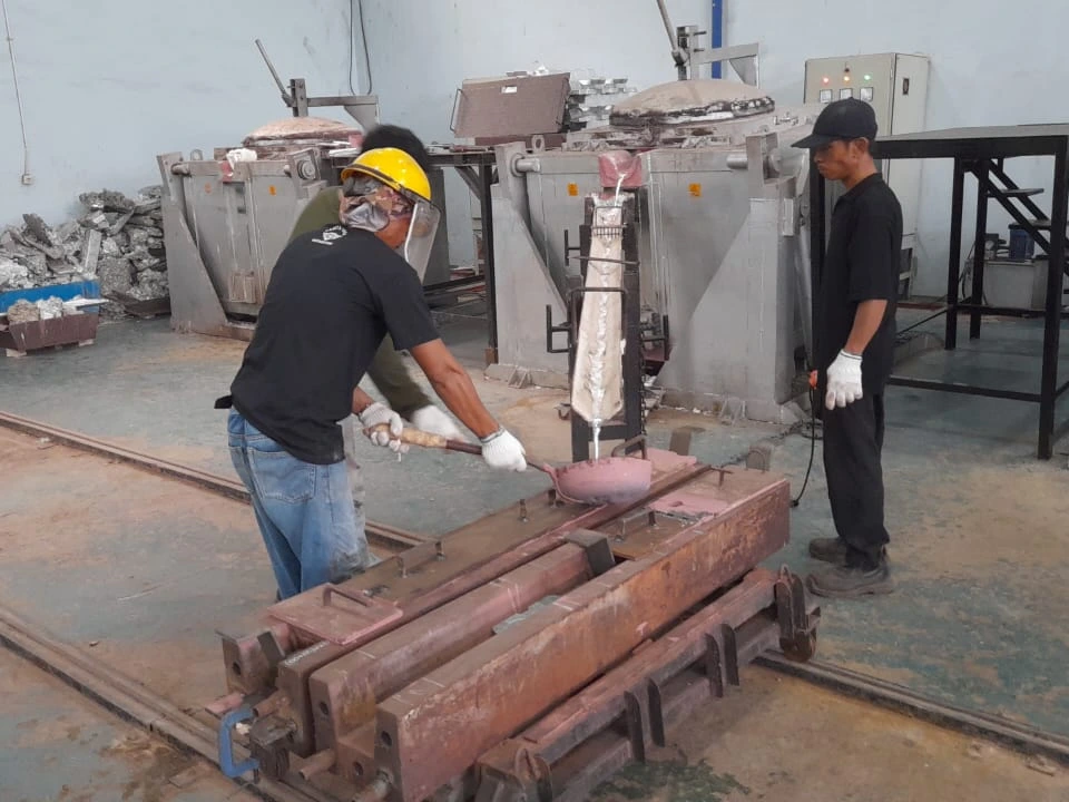 Aluminium Anodes Production