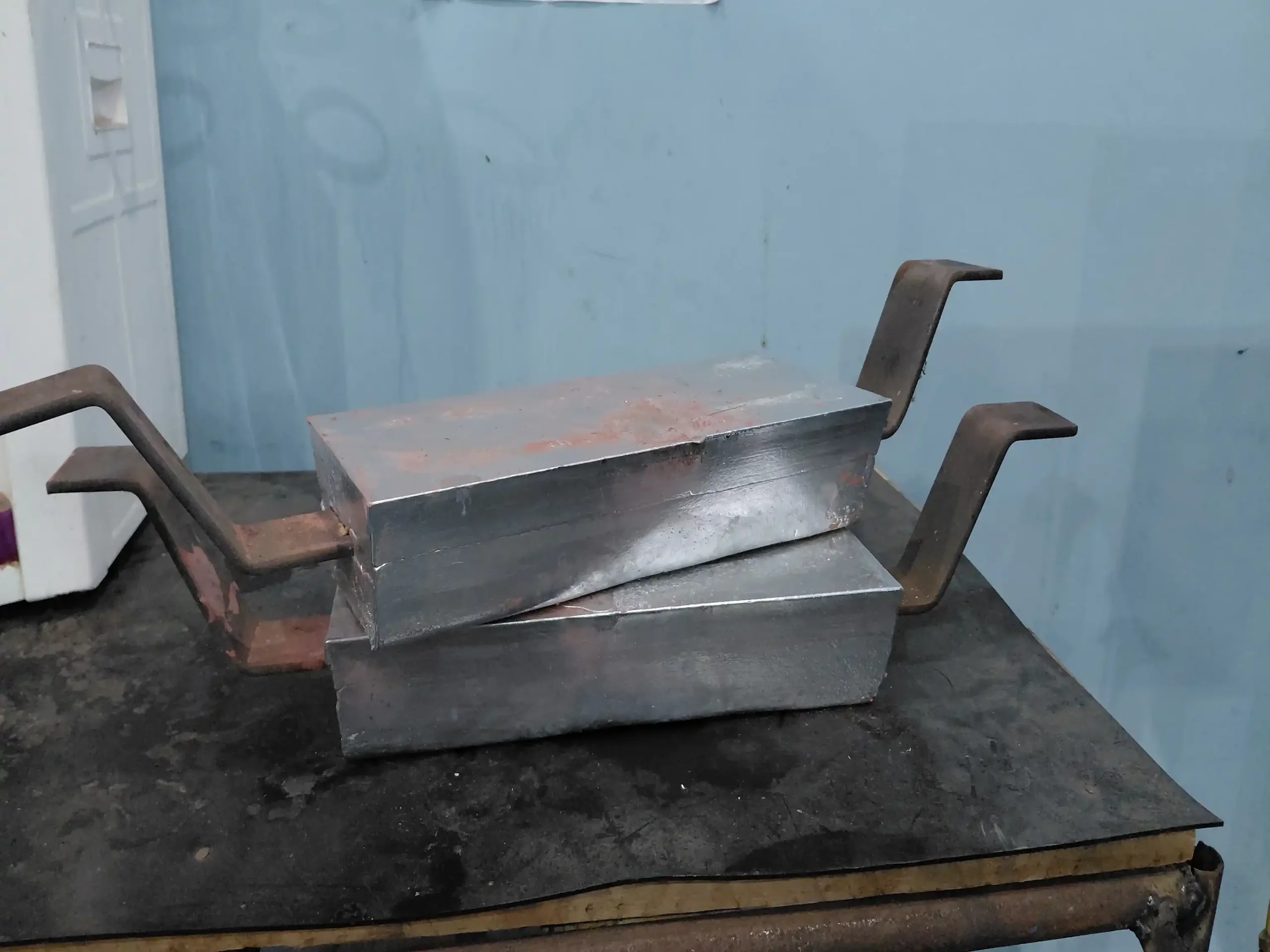 Aluminium Flush Mounted Anode (AFMA)